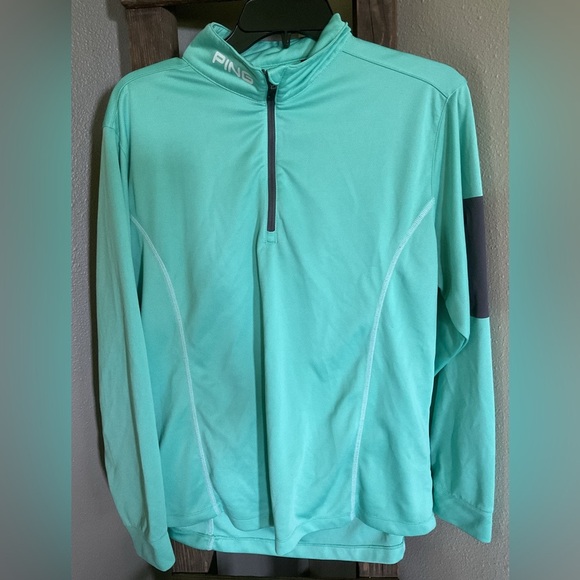 Ping Tops - Ping women’s Mint Green Quarter-Zip Pullover size medium